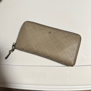 Tory Burch Leather Quilted Wallet